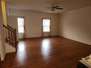 23 Babylonica Ct in Bunker Hill, WV - Building Photo - Building Photo