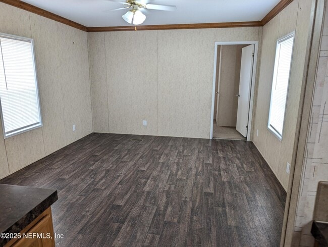 125 Hayman Dr in Interlachen, FL - Building Photo - Building Photo