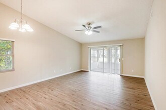 1604 Cobbler Dr in Lutz, FL - Building Photo - Building Photo