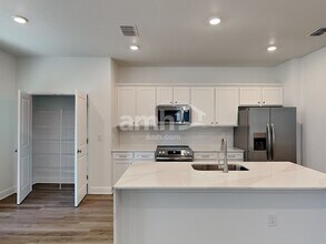 14625 Cedar Trunk Ter in Bradenton, FL - Foto de edificio - Building Photo