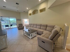 6809 Ascot Dr in Naples, FL - Building Photo - Building Photo