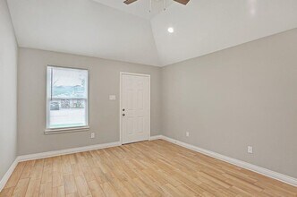 5217 Sherman St in Houston, TX - Foto de edificio - Building Photo