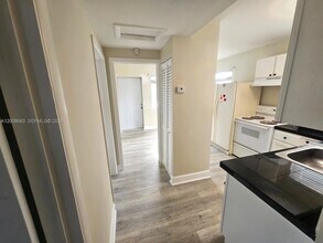 10790 SW 46th St in Miami, FL - Building Photo - Building Photo