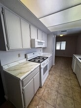 980 Canyon Hills Rd in Kingman, AZ - Building Photo - Building Photo