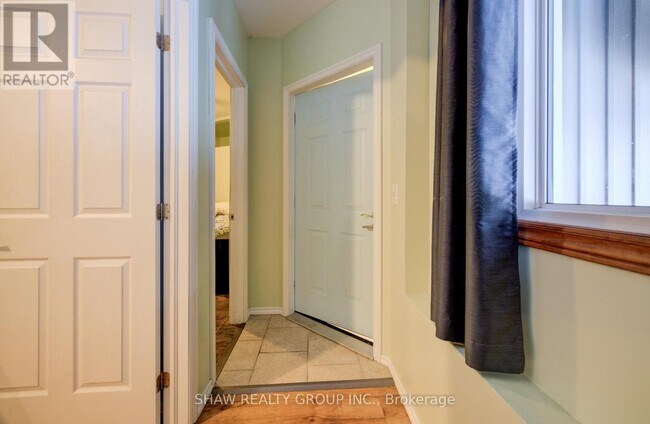 4 Perin Pl in Kitchener, ON - Building Photo - Building Photo