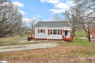 208 Omar St, Unit Unit A - Downstairs in Greenville, SC - Building Photo