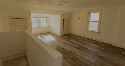 30 E 23rd St, Unit 3 in Chester, PA - Building Photo - Building Photo