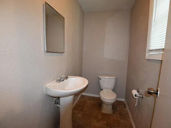 property at 117 E Louis St