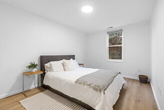 221 Jane St in Weehawken, NJ - Building Photo - Building Photo