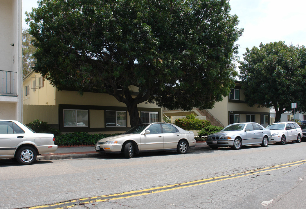 Pacific Beach Apartments in San Diego, CA - Foto de edificio