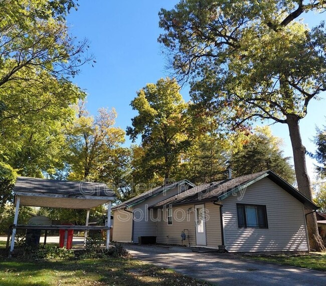 property at 13949 Lauerman St