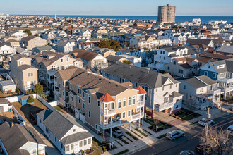 113 N Madison Ave in Margate City, NJ - Building Photo - Building Photo