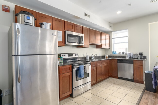 420 N 40th St photo'