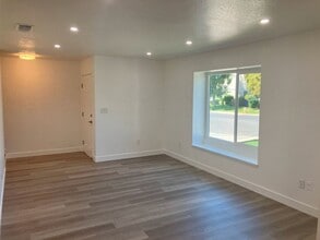 3518 Woodglen Dr in Modesto, CA - Building Photo - Building Photo