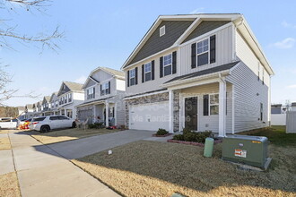 4037 Stoneygreen Ln in Charlotte, NC - Building Photo - Building Photo