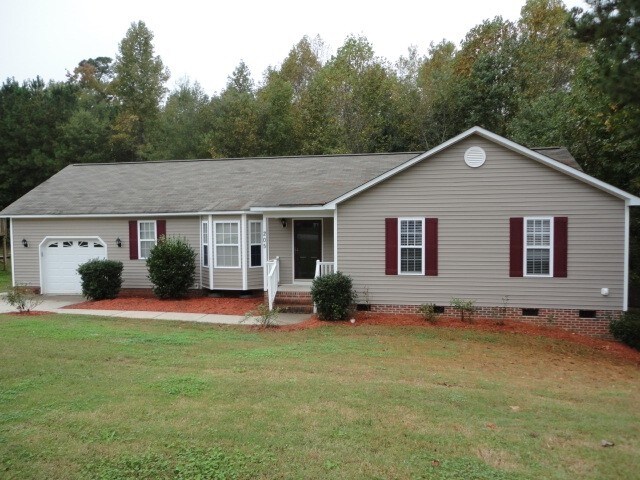 205 Wood Green Dr in Wendell, NC - Building Photo