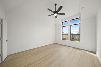 10310 Tranquil Lk Dr in Missouri City, TX - Building Photo - Building Photo
