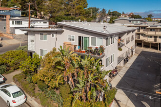 6th Ave in Belmont, CA - Foto de edificio - Building Photo