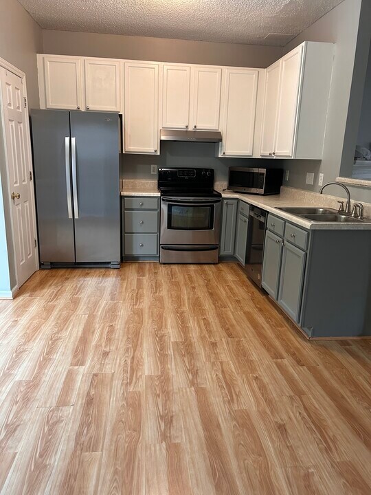 5 Sparta Ln in Apex, NC - Building Photo