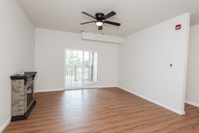 137 Harmony Mdws Ct in Dardenne Prairie, MO - Building Photo - Building Photo