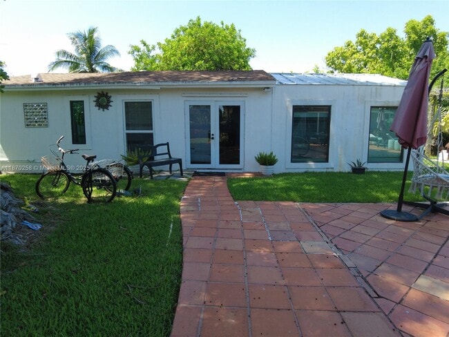 265 NE 151st St in Miami, FL - Building Photo - Building Photo