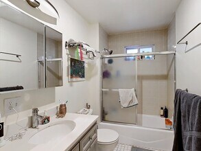 12 Chilcott Pl, Unit 2 in Boston, MA - Building Photo - Building Photo