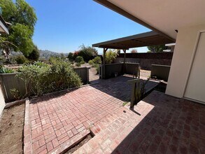 5359 E Falls View Dr in San Diego, CA - Building Photo - Building Photo
