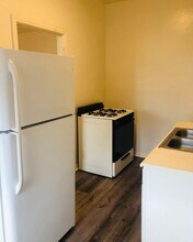 138 Westmoreland Ave in Los Angeles, CA - Building Photo - Building Photo