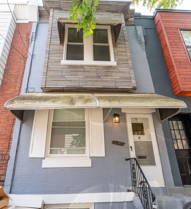 1645 S Etting St in Philadelphia, PA - Foto de edificio