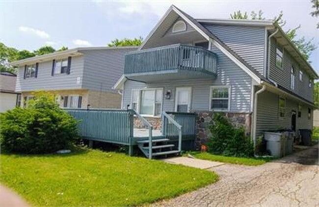 property at 7032 W Mill Rd