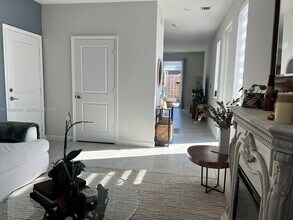 1487 SE 7th Ter in Homestead, FL - Building Photo - Building Photo