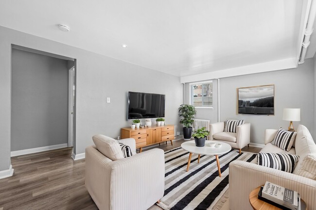 Olympic Square - Gorgeous Renovated Apartm... in Colorado Springs, CO - Building Photo - Building Photo