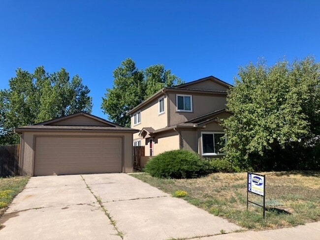 property at 2220 Piros Dr