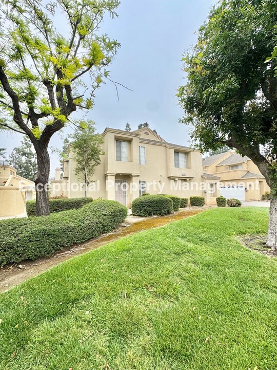 22428 Terrace Pines Dr in Grand Terrace, CA - Building Photo