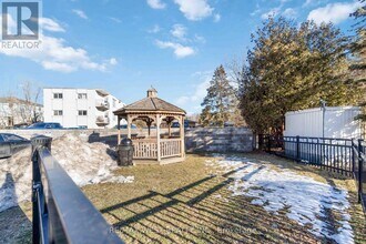 283 Fairway Rd N in Kitchener, ON - Building Photo - Building Photo