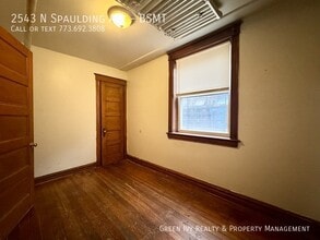 2543 N Spaulding Ave in Chicago, IL - Building Photo - Building Photo