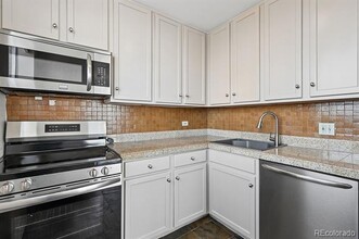 1200 Vine St in Denver, CO - Building Photo - Building Photo