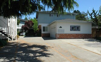 870 Williams Way in Sunnyvale, CA - Building Photo