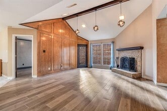 813 Woodway Ln in Richardson, TX - Building Photo - Building Photo