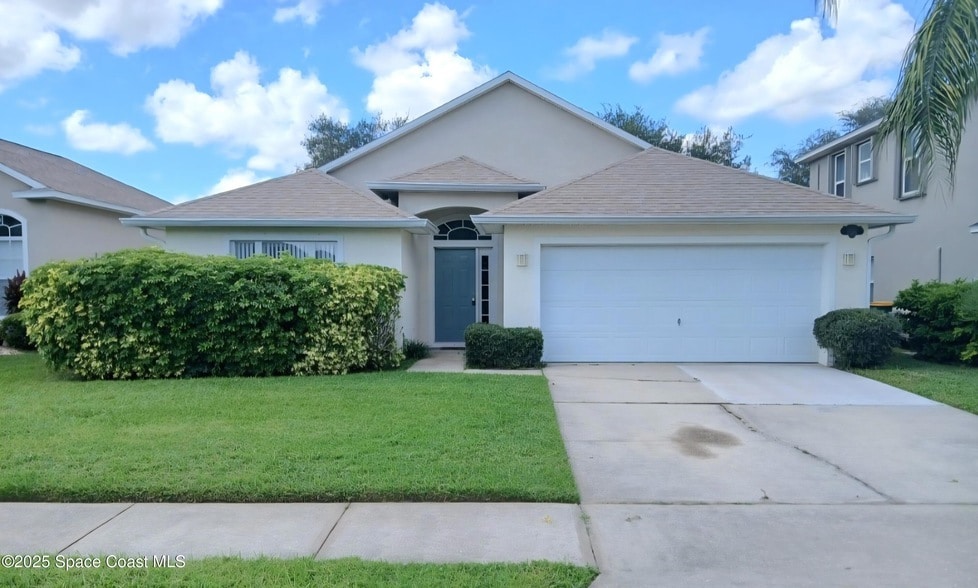 1152 Bainbury Ln in Melbourne, FL - Building Photo