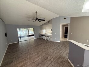 2235 W Springlake Dr in Dunnellon, FL - Building Photo - Building Photo