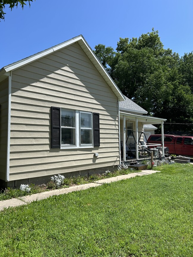 428 S Union St in Emporia, KS - Building Photo - Building Photo
