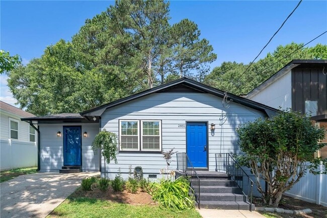 2851 Forrest Hills Dr SW in Atlanta, GA - Building Photo - Building Photo