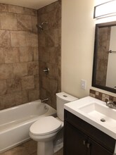 1015 Roosevelt Ave in Loveland, CO - Foto de edificio - Building Photo