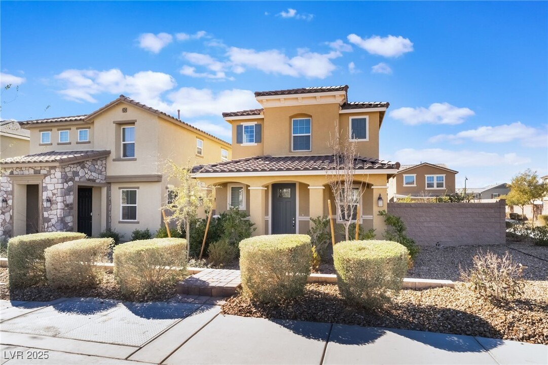 2481 Piacenza Pl in Henderson, NV - Building Photo