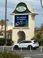 14073 Mira Montana Dr in Del Mar, CA - Building Photo - Building Photo