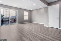 825 Showell Ct photo'