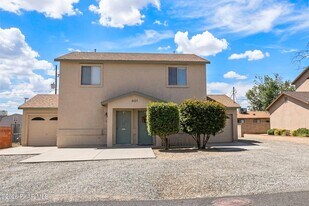 8127 E Rosalie Rd in Prescott Valley, AZ - Building Photo