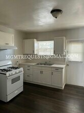 2352 Mission Inn Avenue in Riverside, CA - Building Photo - Building Photo