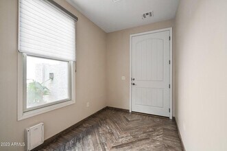 3853 E Sabra Ln in Gilbert, AZ - Building Photo - Building Photo